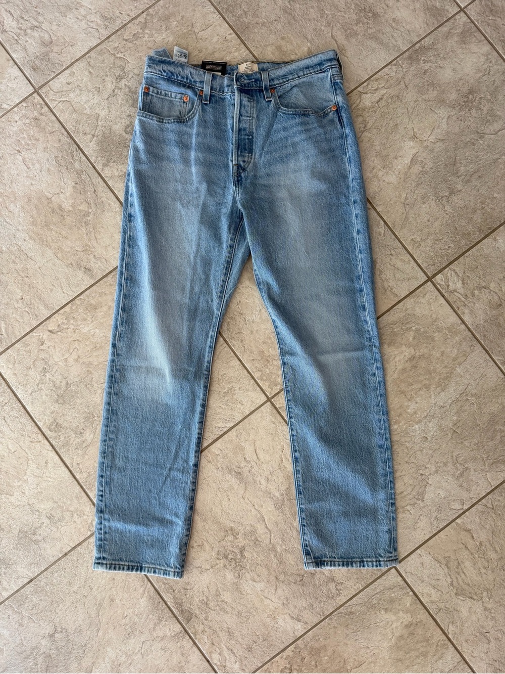 Levi’s 501 Original Light Wash Size 30/30 NWT